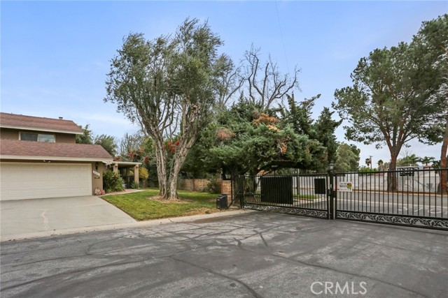 Image 2 for 4605 Brentwood Ln, San Bernardino, CA 92407