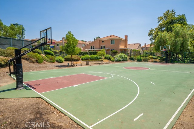 202 Chandler W, Highland CA: https://media.crmls.org/medias/d854995e-f959-4984-a1cf-873d46e5de91.jpg