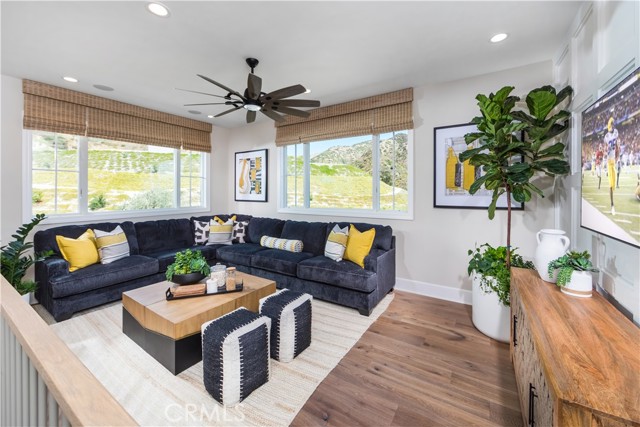 28922 Auburn Hills, Silverado CA: https://media.crmls.org/medias/d8551863-fb83-4825-82bc-1cfdaa635ae2.jpg