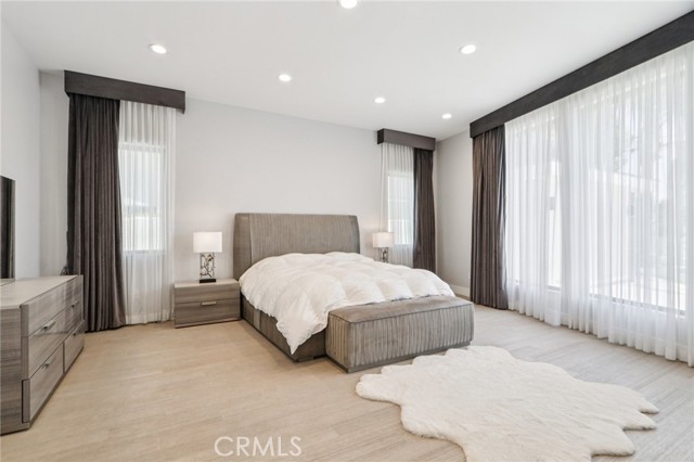 10418 Rubio Avenue, Granada Hills CA: https://media.crmls.org/medias/d855244d-c257-4369-819f-ce94f05ddf29.jpg