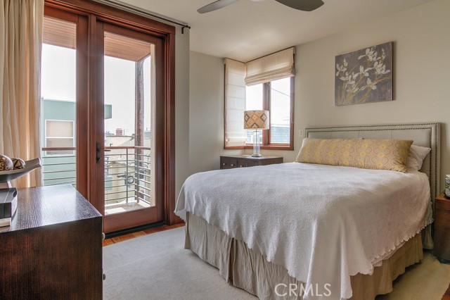 Detail Gallery Image 41 of 47 For 436 32nd St., Manhattan Beach,  CA 90266 - 4 Beds | 4 Baths