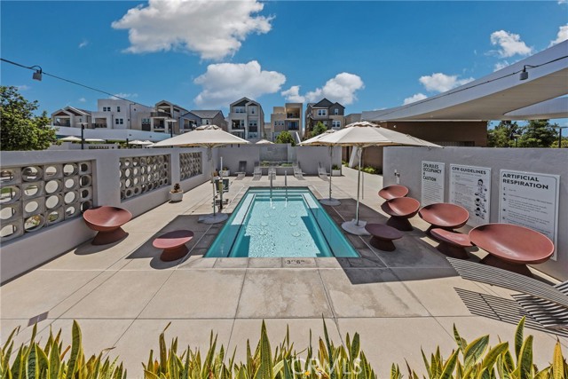 251 Tank, Irvine CA: https://media.crmls.org/medias/d855bf84-3ba0-4b39-b217-e8846647f445.jpg