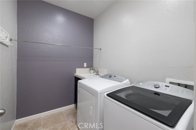 3771 Wrenwood Avenue, Clovis CA: https://media.crmls.org/medias/d856f785-df89-4e76-9145-971a41f8d306.jpg