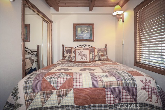 Detail Gallery Image 27 of 34 For 41490 Comstock Ln, Big Bear Lake,  CA 92315 - 3 Beds | 2 Baths