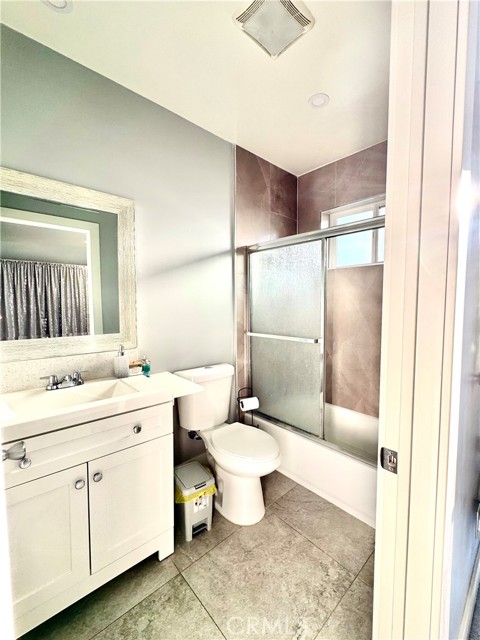 4628 W Simmons Avenue, Orange CA: https://media.crmls.org/medias/d858e6b6-a730-4436-878d-44f746964176.jpg