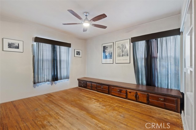 Detail Gallery Image 8 of 19 For 4219 Sebren Ave, Lakewood,  CA 90713 - 4 Beds | 2 Baths