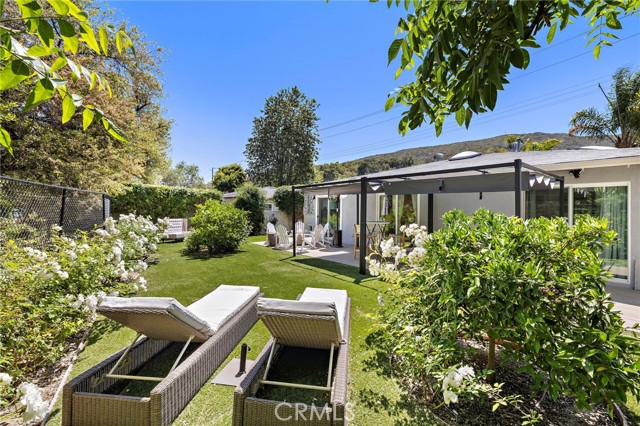 20352 Laguna Canyon Road, Laguna Beach CA: https://media.crmls.org/medias/d859ee52-c27c-4552-b746-87072ed39a79.jpg