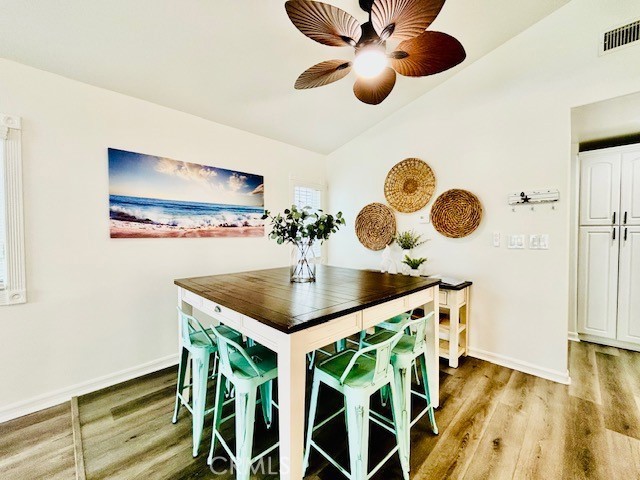 4821 RIVER Avenue, Newport Beach CA: https://media.crmls.org/medias/d85a564c-9d97-4dfd-9a8b-c33f3a40628e.jpg