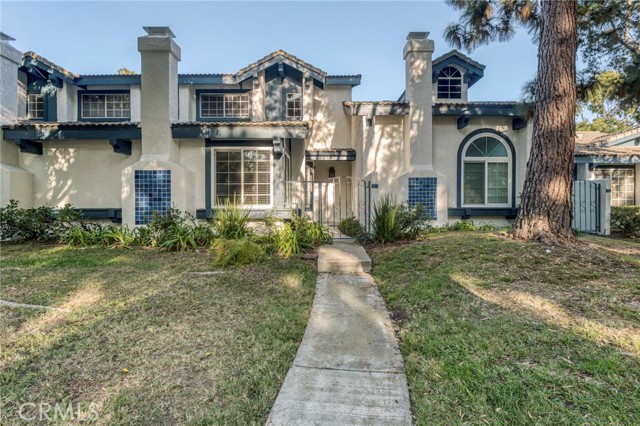 2585 Outlook, Port Hueneme CA: https://media.crmls.org/medias/d85aaa08-5396-497d-bdaf-e30e6724e4b4.jpg
