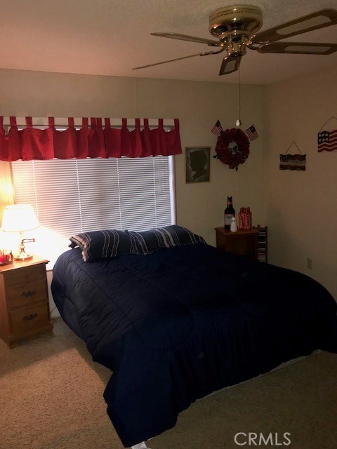 https://media.crmls.org/medias/d85ac73d-f0d2-4200-9efe-6930766ff18c.jpg?preset=X-Large