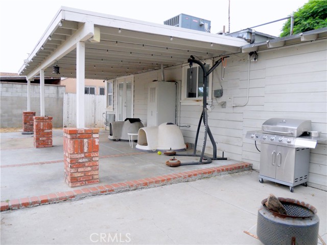 3071 N Crescent Avenue, San Bernardino CA: https://media.crmls.org/medias/d85b677b-511d-4130-96dd-921c7cceab4e.jpg