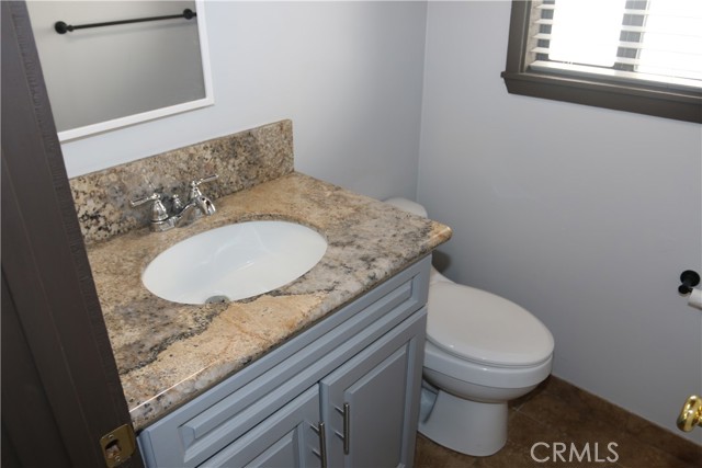 Detail Gallery Image 14 of 23 For 42537 Moonridge Rd, Big Bear Lake,  CA 92315 - 2 Beds | 1/1 Baths