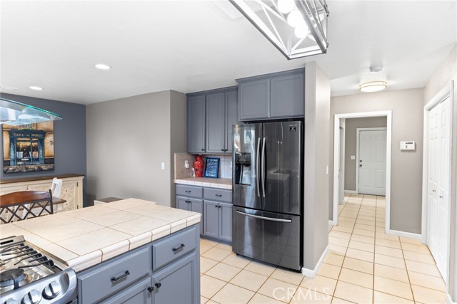 Detail Gallery Image 11 of 29 For 213 Denali Dr, Chico,  CA 95973 - 4 Beds | 3 Baths