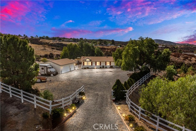 Detail Gallery Image 1 of 70 For 39645 Calle Escalona, Temecula,  CA 92592 - 3 Beds | 2 Baths