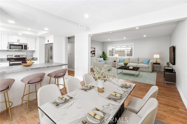 118 W Canada, San Clemente CA: https://media.crmls.org/medias/d85ebaae-a1d5-4e46-9ff8-5274e79aeb30.jpg