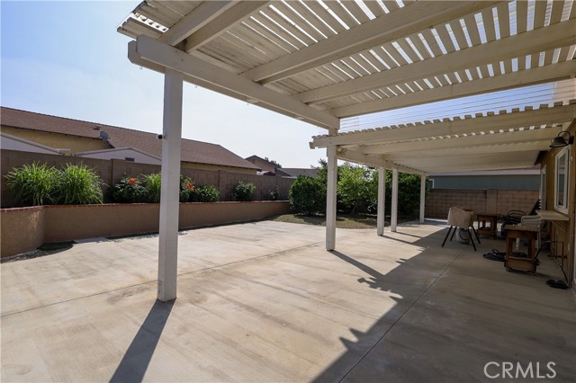 Detail Gallery Image 18 of 19 For 2525 S Manitoba, Santa Ana,  CA 92704 - 4 Beds | 2/1 Baths