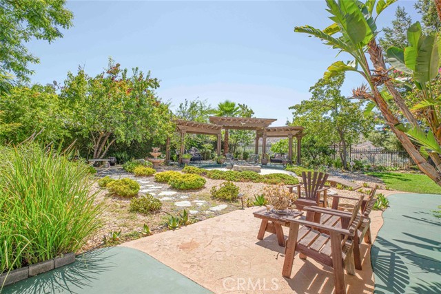 10266 Horsehaven Street, Sun Valley CA: https://media.crmls.org/medias/d85f8cdb-8c53-4f90-8375-7886735a7b77.jpg