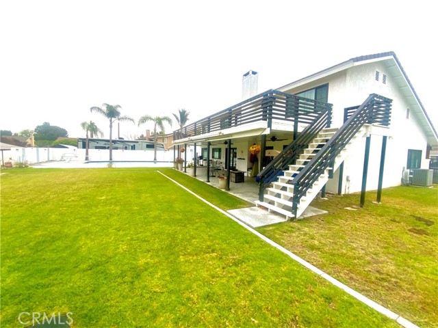 2416 Hialeah Circle, Norco CA: https://media.crmls.org/medias/d85fc8c6-33d4-4ac5-96b1-900100cd325f.jpg