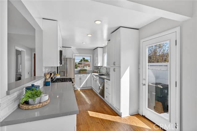 Detail Gallery Image 18 of 49 For 4926 Jacques, Torrance,  CA 90503 - 3 Beds | 2 Baths