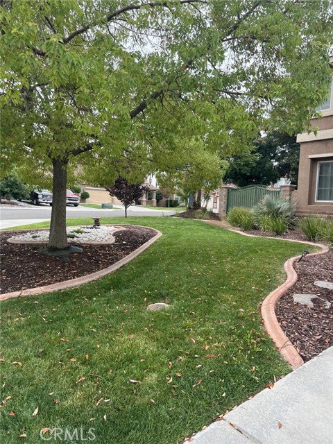 Detail Gallery Image 2 of 60 For 38133 Camarada, Murrieta,  CA 92563 - 4 Beds | 2/1 Baths