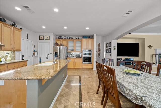 Detail Gallery Image 15 of 56 For 21736 Redwood Canyon, Saugus,  CA 91390 - 4 Beds | 4 Baths