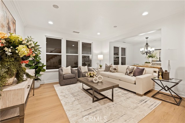 Detail Gallery Image 12 of 54 For 20100 Livorno Ln, Yorba Linda,  CA 92886 - 4 Beds | 3/1 Baths