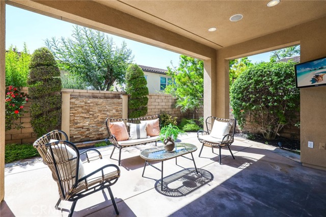 12 Gardenia, Lake Forest CA: https://media.crmls.org/medias/d862f246-509c-44cc-9397-c529c96001b0.jpg