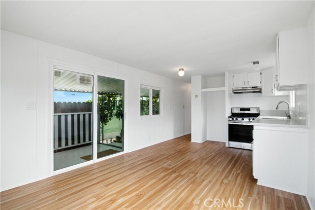 Detail Gallery Image 6 of 14 For 20550 Earl St #15,  Torrance,  CA 90503 - 1 Beds | 1 Baths