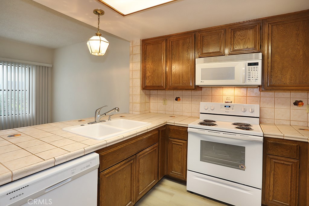 720 W 4th Street 118