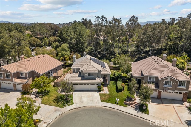 Detail Gallery Image 2 of 54 For 27360 Chesterfield Dr, Valencia,  CA 91354 - 4 Beds | 3 Baths