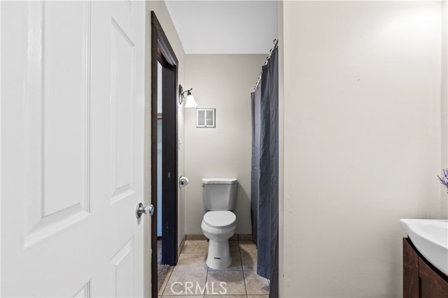 Detail Gallery Image 16 of 34 For 1 Cloverleaf Ct, Tehachapi,  CA 93561 - 3 Beds | 2 Baths