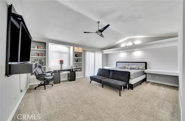 Detail Gallery Image 13 of 31 For 549 Stoney Peak Ct, Simi Valley,  CA 93065 - 3 Beds | 2/1 Baths