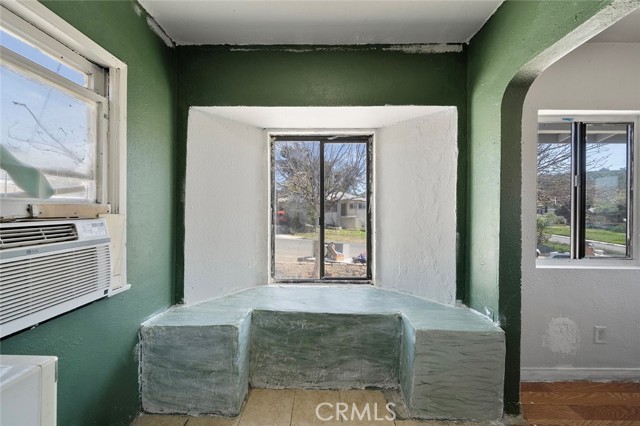 Detail Gallery Image 8 of 28 For 405 Lookout St, Lake Elsinore,  CA 92530 - 1 Beds | 1 Baths