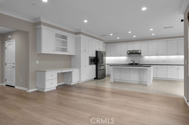 Detail Gallery Image 4 of 46 For 89 Devonshire, Irvine,  CA 92620 - 3 Beds | 2/1 Baths