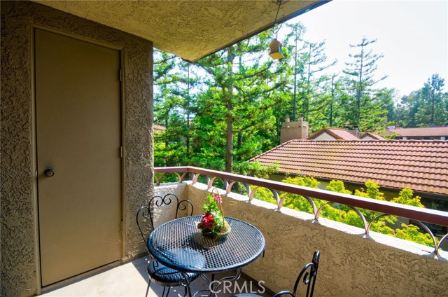 4280 Via Arbolada, Los Angeles CA: https://media.crmls.org/medias/d865f316-a90d-42f3-b748-779c75ff4a1c.jpg
