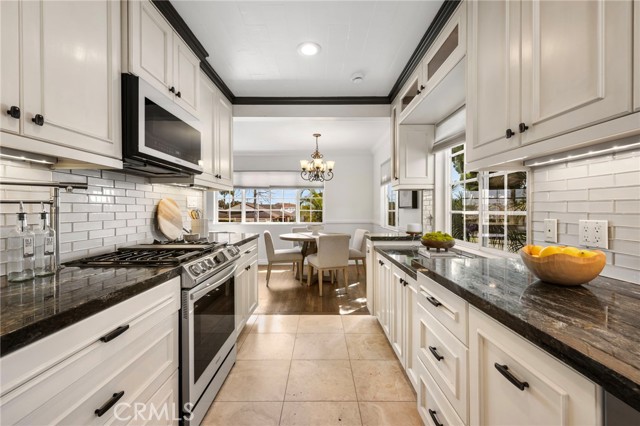Detail Gallery Image 9 of 38 For 4757 Darien, Torrance,  CA 90503 - 4 Beds | 2 Baths