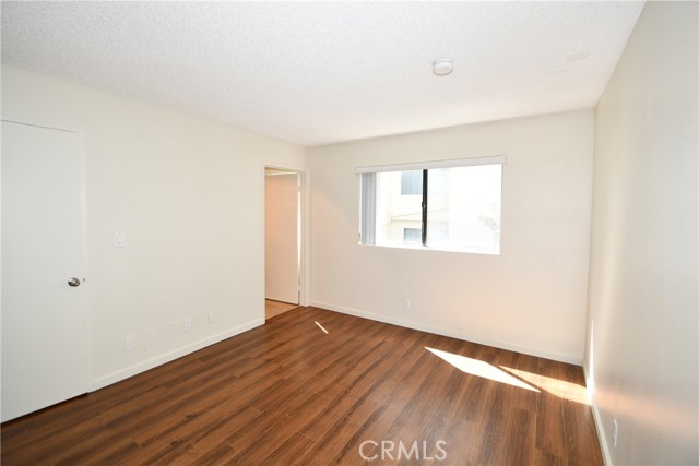 11852 Washington Place, Los Angeles CA: https://media.crmls.org/medias/d867a47c-d29c-49e7-a893-90f83a9ad4d4.jpg