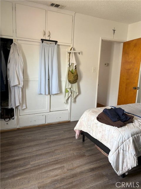 9525 Dearborn Avenue, South Gate, California 90280, 2 Bedrooms Bedrooms, ,1 BathroomBathrooms,Residential,For Sale,9525 Dearborn Avenue,CRDW25161097