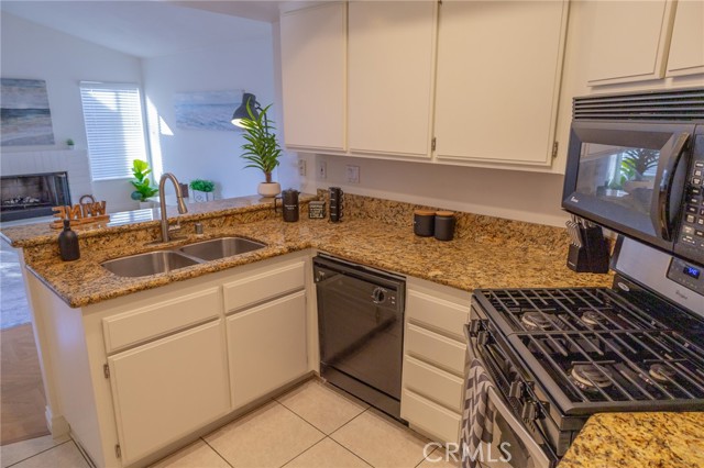 Detail Gallery Image 13 of 44 For 3 Vista Mesa #44,  Rancho Santa Margarita,  CA 92688 - 2 Beds | 2 Baths