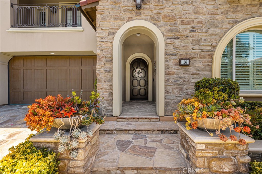 MLS #OC26160790 image #2