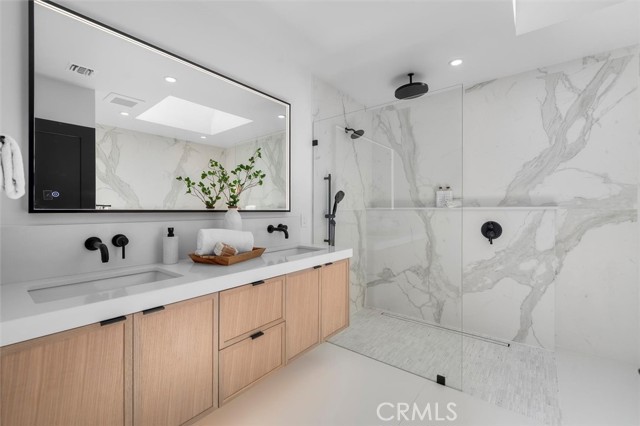 2708 Via Elevado, Palos Verdes Estates CA: https://media.crmls.org/medias/d86ae62d-5296-4524-bcad-6b2a8751c18b.jpg