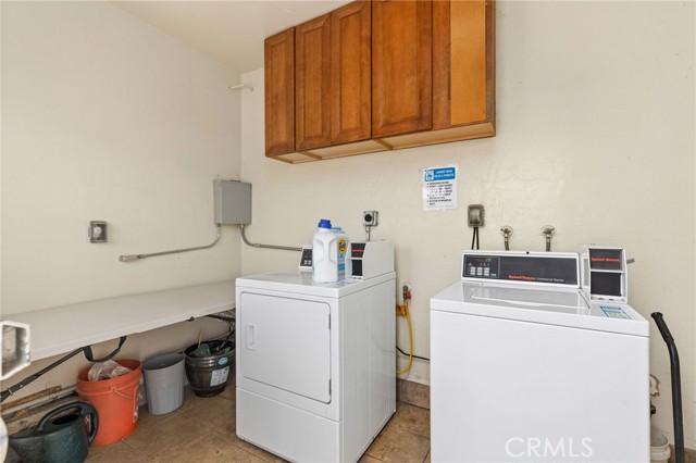 Image 13 of 25 For 4169 Myrtle Avenue