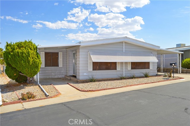 Detail Gallery Image 1 of 75 For 7501 Palm Ave #83,  Yucca Valley,  CA 92284 - 2 Beds | 2 Baths