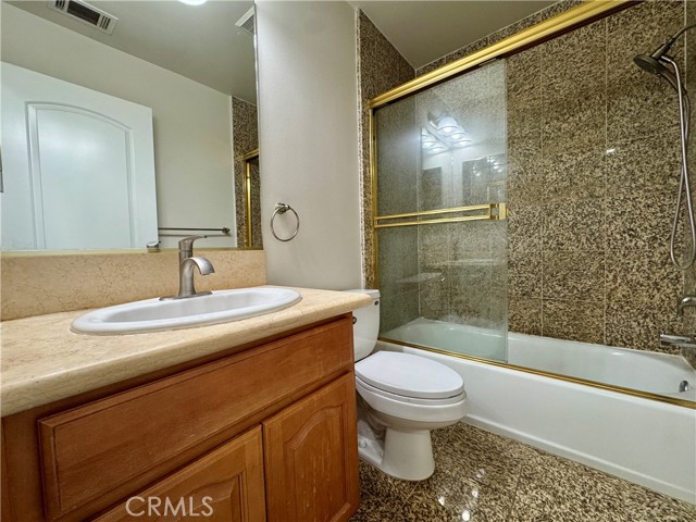 2418 Mohawk Street, Pasadena CA: https://media.crmls.org/medias/d86c1ce0-a694-44d7-839b-be77e837475b.jpg