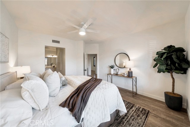 5104 E Henley Place, Orange CA: https://media.crmls.org/medias/d86c1d22-8030-44bf-af20-8174077f79ec.jpg