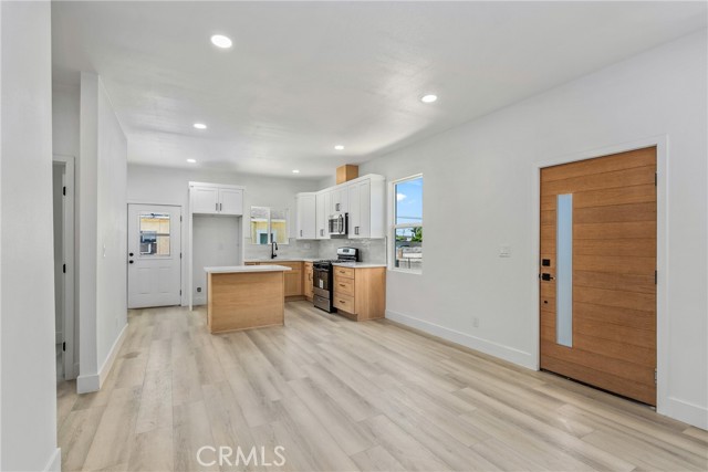 Detail Gallery Image 7 of 25 For 14346 Marilla Ave, Norwalk,  CA 90650 - 3 Beds | 2 Baths