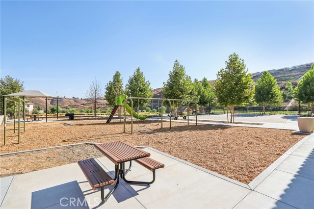 Detail Gallery Image 43 of 75 For 11257 Finders Ct, Corona,  CA 92883 - 5 Beds | 2/1 Baths