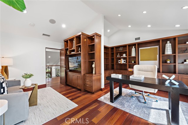 2907 Cliff Drive, Newport Beach CA: https://media.crmls.org/medias/d86d833d-9424-44a5-a373-2504d50248af.jpg