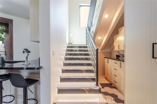 Detail Gallery Image 16 of 37 For 8252 Morse Ave, North Hollywood,  CA 91605 - 3 Beds | 3 Baths