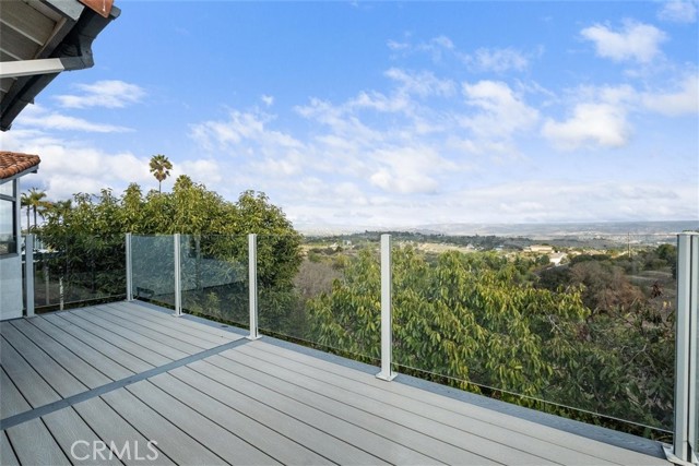 5088 San Jacinto Circle West, Fallbrook CA: https://media.crmls.org/medias/d86f1147-6337-40f0-b847-cb09fbcbaa26.jpg